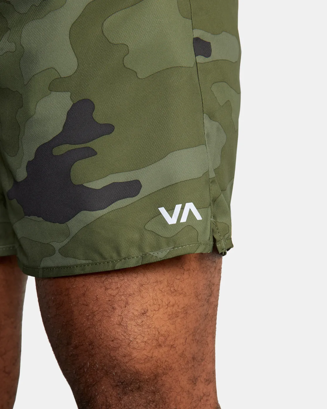 RVCA YOGGER IV SHORT - GNR6